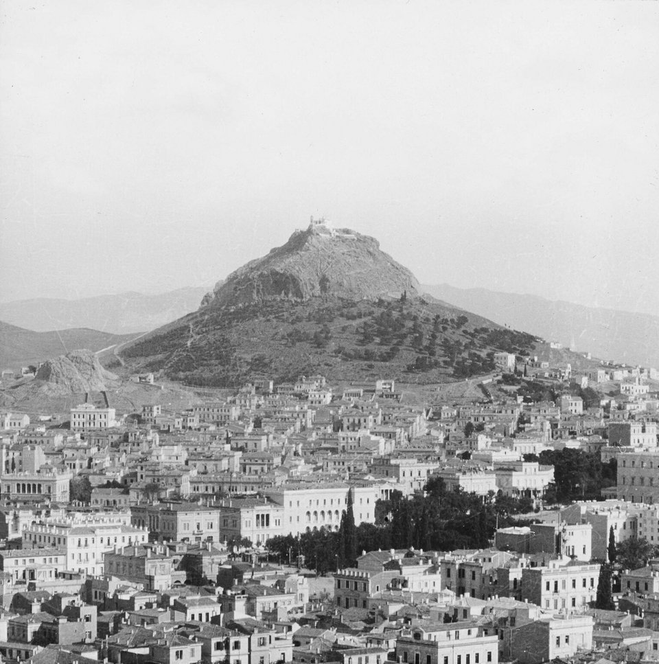Άποψη της Αθήνας από την Ακρόπολη με τον Λυκαβηττό στο βάθος