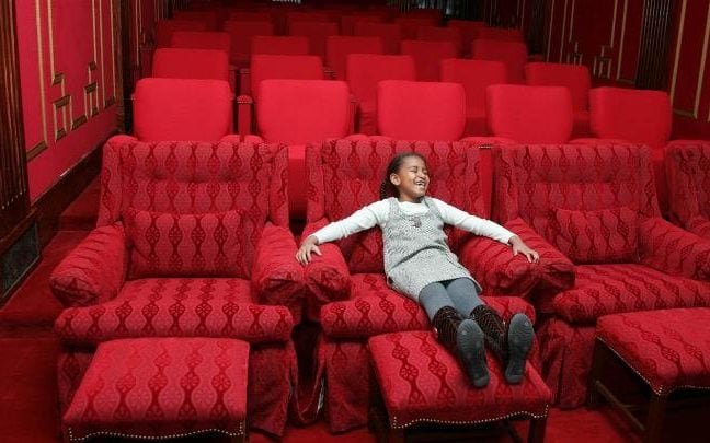 Οι δίδυμες Μπους καλωσορίζουν τις αδελφές Ομπάμα στο κλαμπ των «Πρώην Πρώτων Παιδιών» -Oι συμβουλές που τους δίνουν [εικόνες] | iefimerida.gr 2