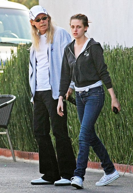 Το μυστικό της Kristen Stewart για τη μητέρα της | iefimerida.gr 3