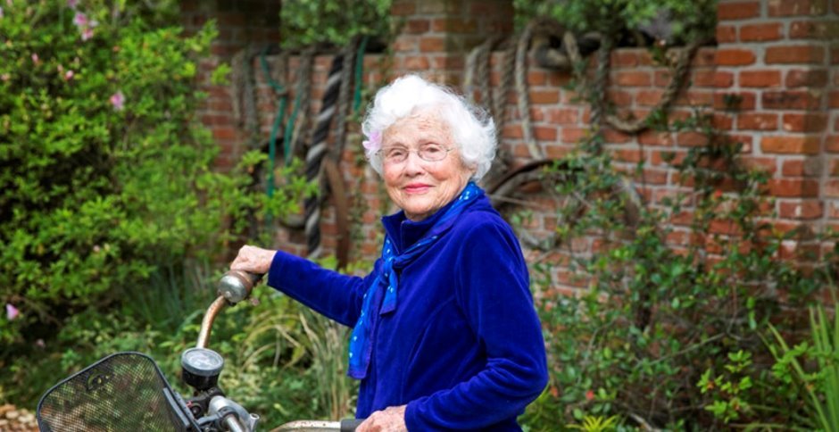 Δρομέας... ετών 101 -Το μυστικό της Τζούλια Χόκινς [εικόνες] | iefimerida.gr 4