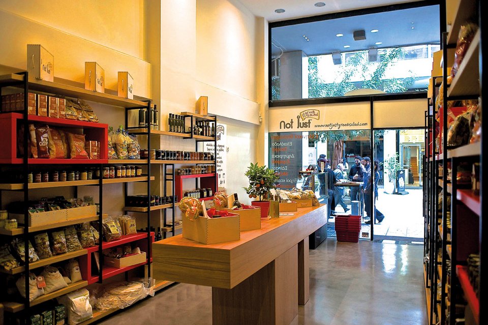 Ελληνική κουζίνα δεν είναι μόνο η χωριάτικη -Ενα ντελικατέσεν στην καρδιά του Κολωνακίου κερνάει δωρεάν κρασί [εικόνες] | iefimerida.gr 0