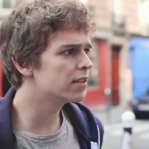 Διασκέδαζε ψάχνοντας λάθη στο ίντερνετ και χάρη σε αυτό βρήκε τη δουλειά των ονείρων του [εικόνες] | iefimerida.gr 1