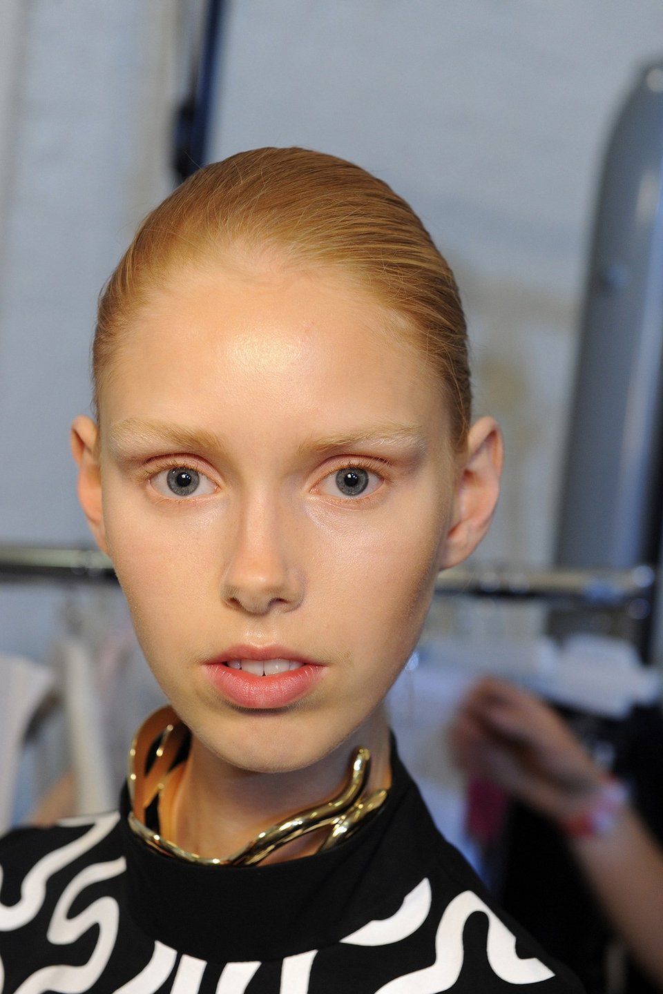 Εστιάστε στο πρόσωπο και τα μαλλιά - Δέκα στυλ που τα σπάνε [εικόνες]  | iefimerida.gr 8