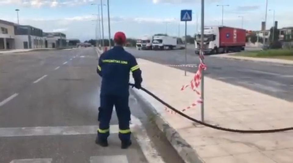 Πάτρα: Νεκρός Αφγανός παρασύρθηκε από νταλίκα -Πήγε να κρυφτεί σε φορτηγό για να πάει Ιταλία [εικόνες] | iefimerida.gr 2