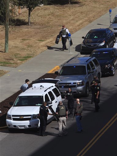  ΗΠΑ: Πυροβολισμοί σε πανεπιστήμιο στη Νότια Καλιφόρνια -Δύο νεκροί, σύμφωνα με τα αμερικανικά Μέσα [εικόνες & βίντεο]    | iefimerida.gr 0