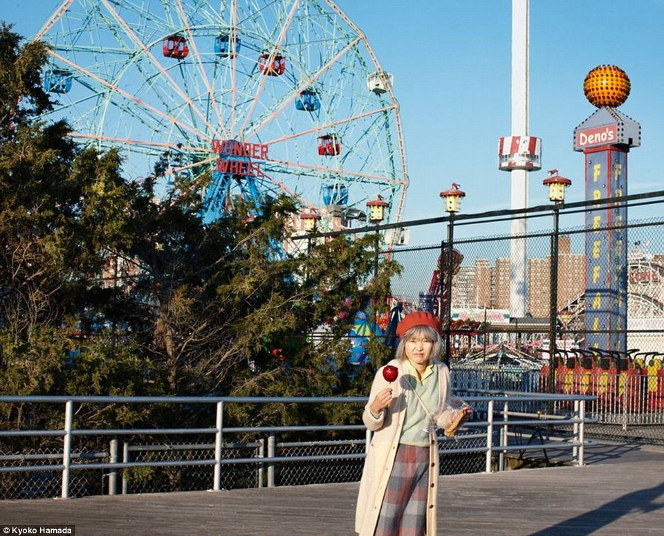 «Ενιωσα Αόρατη»: 42χρονη φωτογράφος ζούσε δυο χρόνια υποδυόμενη τη γιαγιά στη Νέα Υόρκη [εικόνες] | iefimerida.gr 2