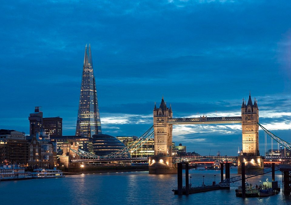 Μέσα στην ακριβότερη σουίτα του Λονδίνου -Κοστίζει 10.000 λίρες το βράδυ [εικόνες]  | iefimerida.gr 4