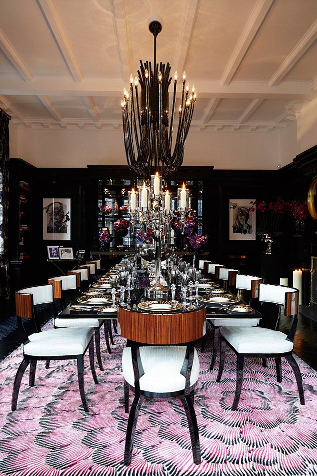 Η βίλα της Εκλεστόουν [εικόνες] | iefimerida.gr 4