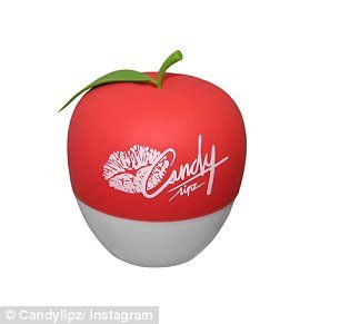 Φούσκωσε τα χείλη της με συσκευή βεντούζα για να μοιάσει στην Καρντάσιαν [εικόνες] | iefimerida.gr 5