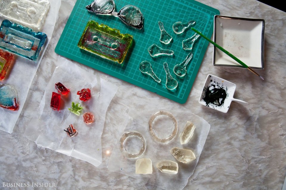 Εργοστάσιο καραμέλας για ενήλικες: Φάτε ρολόγια Rolex με γεύση σαμπάνιας και βρώσιμο χρυσό [εικόνες]  | iefimerida.gr 7