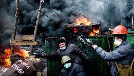 Φωτιά και αίμα στο Κίεβο: Τουλάχιστον 25 νεκροί– Στα πρόθυρα εμφυλίου η χώρα [εικόνες&βίντεο] | iefimerida.gr 13