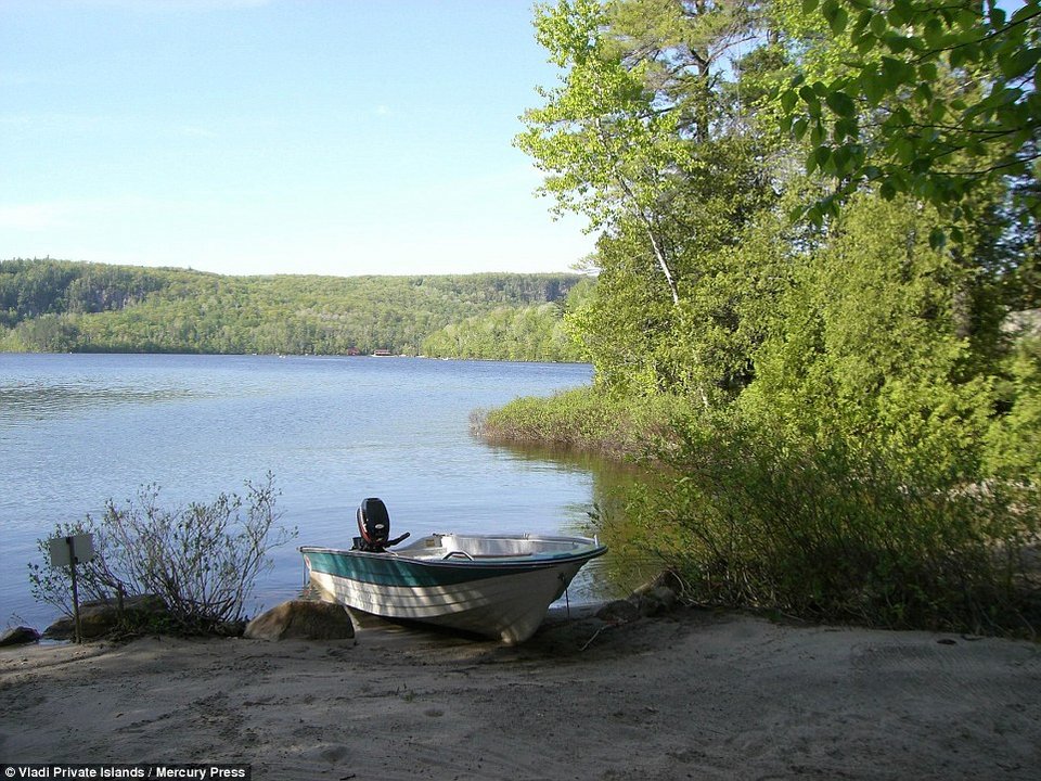 Στο σφυρί νησί σε σχήμα καρδιάς - Μοναδικό χριστουγεννιάτικο δώρο 1 εκατ. δολαρίων [εικόνες] | iefimerida.gr 1