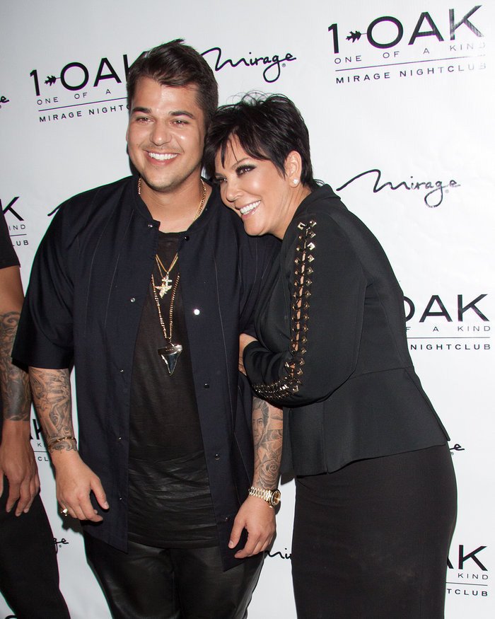 Εσπευσμένα στο νοσοκομείο ο Ρόμπ Καρντάσιαν: Εχει πρόβλημα με το συκώτι και το πάγκρεας [εικόνες]  | iefimerida.gr 1