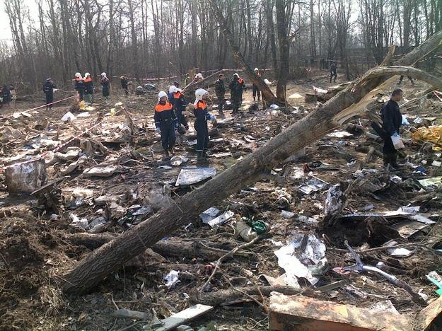 Πολωνία: Ανοίγει ξανά ο φάκελος Κατσίνσκι -6 χρόνια μετά τον θάνατο του προέδρου σε αεροπορικό δυστύχημα [εικόνες]  | iefimerida.gr 1