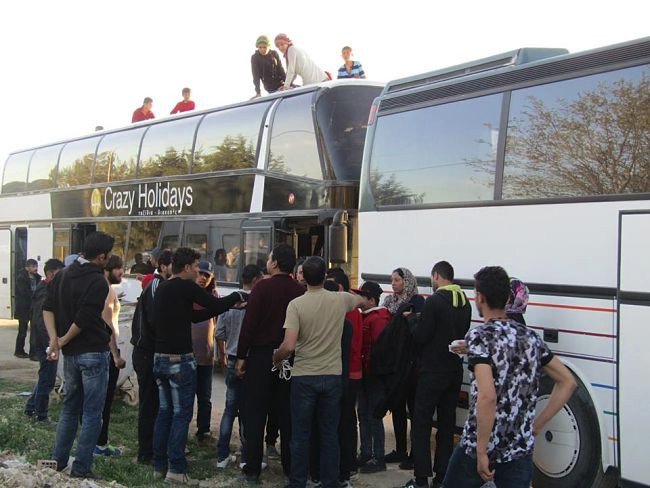  Επεισόδια στον Κατσικά -Πιάστηκαν στα χέρια οι μετανάστες [εικόνες]  | iefimerida.gr 1