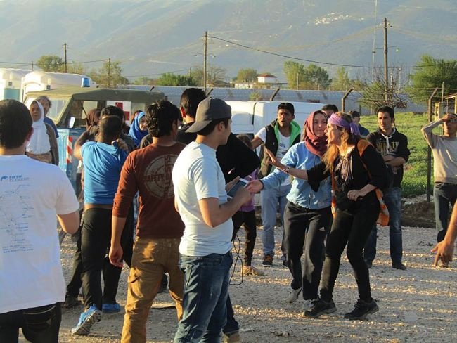  Επεισόδια στον Κατσικά -Πιάστηκαν στα χέρια οι μετανάστες [εικόνες]  | iefimerida.gr 2