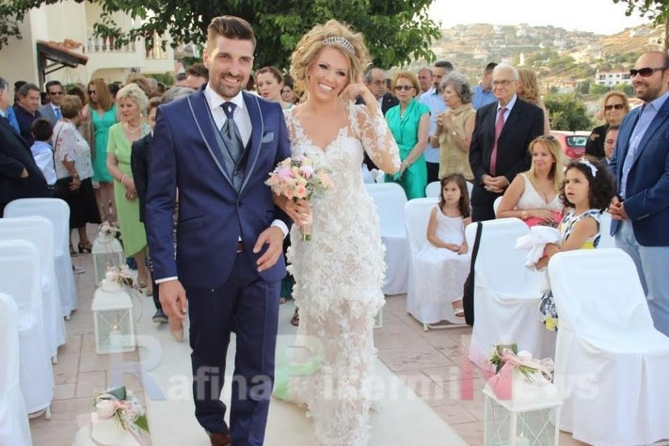 Χόλιγουντ η Κερατέα -Παντρεύτηκε ο γιος του μετεωρολόγου Καντερέ [εικόνες] | iefimerida.gr 1