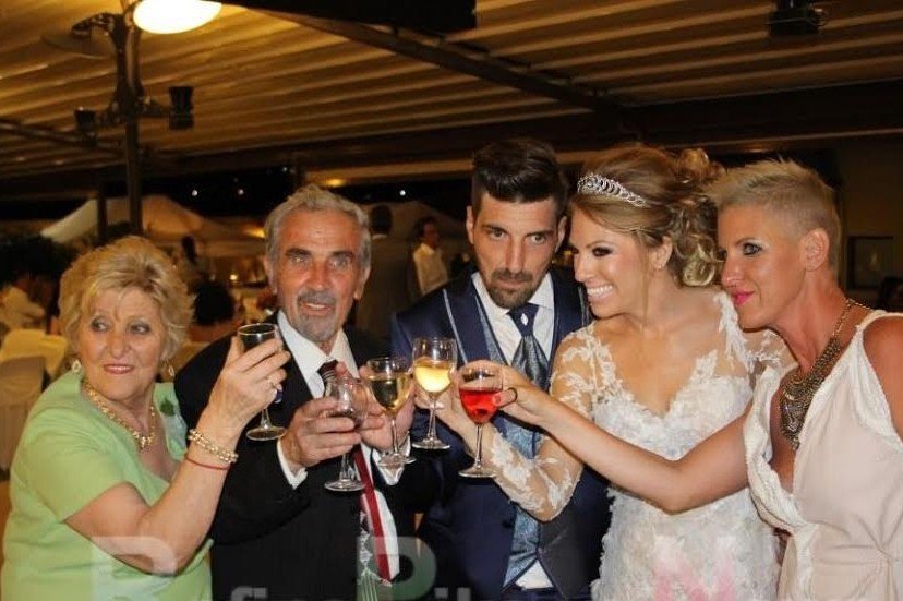 Χόλιγουντ η Κερατέα -Παντρεύτηκε ο γιος του μετεωρολόγου Καντερέ [εικόνες] | iefimerida.gr 7