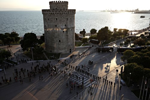 Ενταση μεταξύ αντιεξουσιαστών και ΜΑΤ στο κέντρο της Θεσσαλονίκης [εικόνες & βίντεο] | iefimerida.gr 2