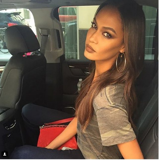 Τα '90s επιστρέφουν: Καφέ κραγιόν το απόλυτο must have του χειμώνα [εικόνες] | iefimerida.gr 2