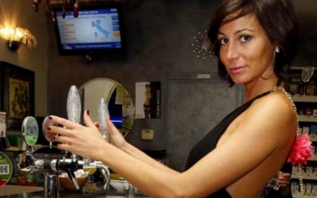 Sexy espresso... στα όρθια! [εικόνες] | iefimerida.gr 9