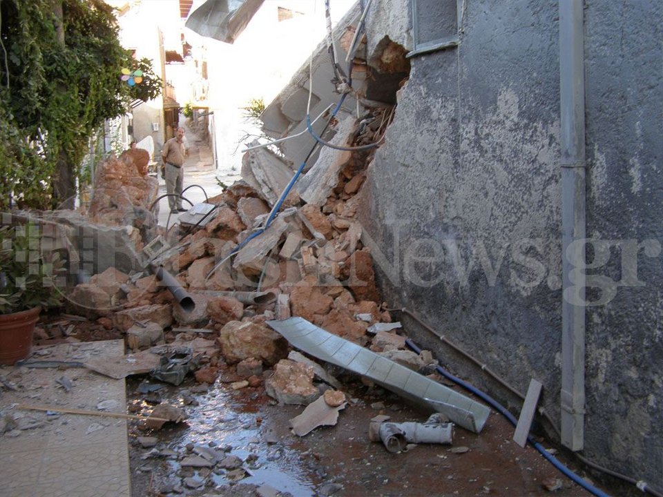 Βόμβα γκρέμισε στην κυριολεξία καφετέρια στα Χανιά [εικόνες] | iefimerida.gr 0