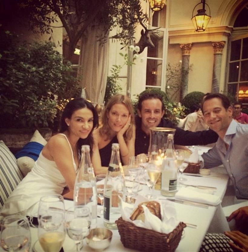 Αυτό το νυφικό φόρεσε η Βίκυ Καγιά [εικόνες] | iefimerida.gr 1