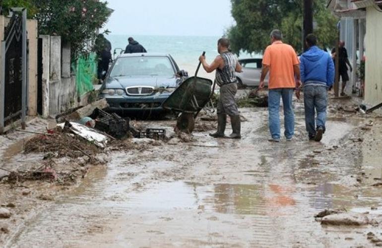 Σαρώνει την Ελλάδα το κύμα κακοκαιρίας -Προβλήματα και ζημιές -Καταιγίδα στην Αττική [εικόνες και βίντεο] | iefimerida.gr 2