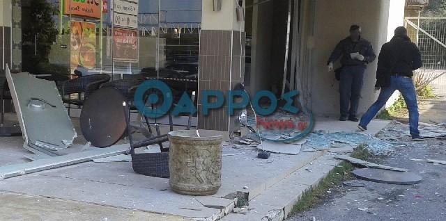 Καλαμάτα: Εκρηξη-μυστήριο σε καφετέρια [εικόνες & βίντεο] | iefimerida.gr 2