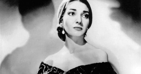 «Εφυγε» ο σχεδιαστής Ντίνος Μαυρόπουλος -Chanel και Dior έστειλαν στεφάνια στην κηδεία του [εικόνες] | iefimerida.gr 4