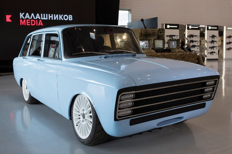 Την αμερικανική Tesla θέλει να ανταγωνιστεί η Καλάσνικοφ