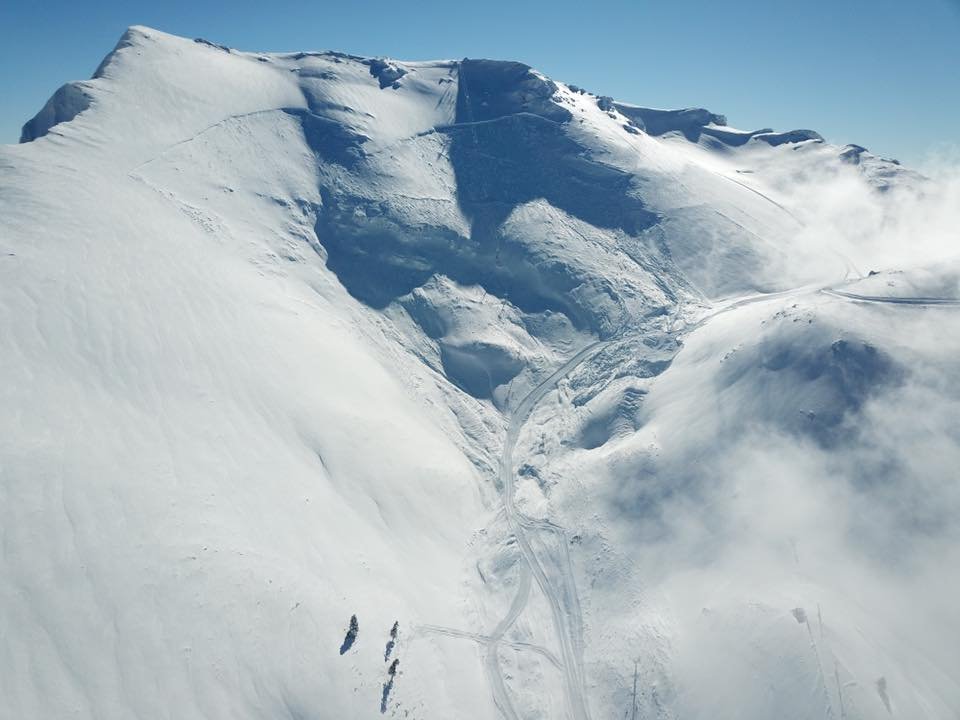 Χιονοστιβάδα 1 εκατ. τόνων «σάρωσε» το χιονοδρομικό Καλαβρύτων [εικόνες] | iefimerida.gr 6