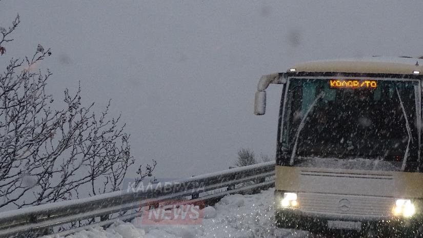 Η κακοκαιρία «Σοφία» σαρώνει και τη δυτική Ελλάδα -Χιόνια, παγετός και κατολισθήσεις [εικόνες] | iefimerida.gr 2