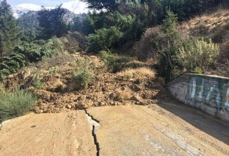 Μεγάλη κατολίσθηση στο Καλέντζι Αχαΐας [εικόνες] | iefimerida.gr 2