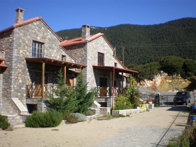 Ο Βασίλης Καλλίδης πήγε να μαγειρέψει στην υπέροχη Βυτίνα Αρκαδίας και την παρουσιάζει [βίντεο] | iefimerida.gr 2