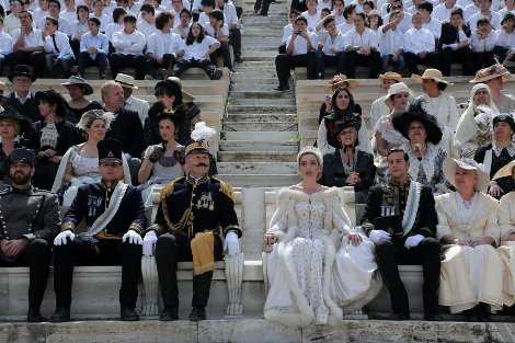 Το πνεύμα των Ολυμπιακών Αγώνων του 1896 αναβίωσε στο Καλλιμάρμαρο [εικόνες] | iefimerida.gr 2