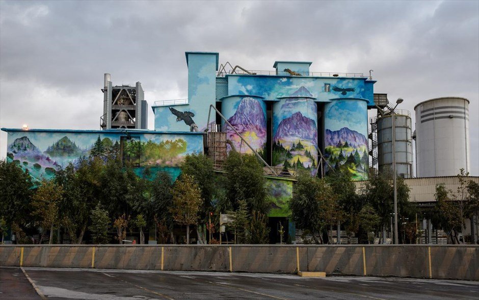 Ζωντάνεψε ξανά η βιομηχανία ΤΙΤΑΝ -Παρέμβαση με χίλια χρώματα [εικόνες] | iefimerida.gr 3