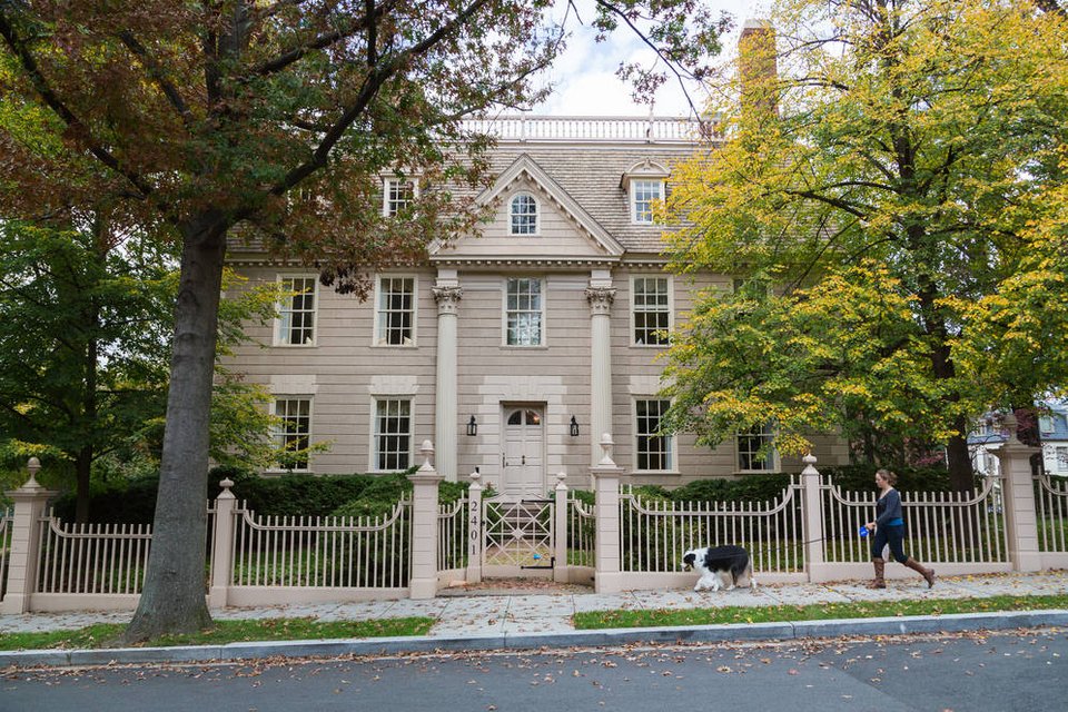 Η Ιβάνκα Τραμπ ανεβάζει φωτογραφίες από το νέο σπίτι της στην Ουάσινγκτον [εικόνες] | iefimerida.gr 9