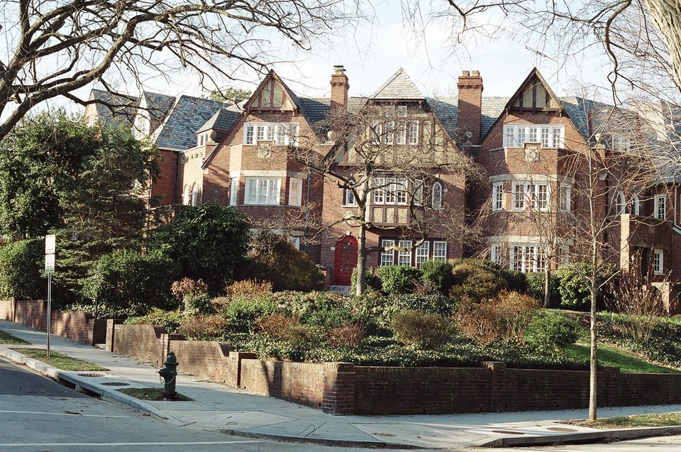 Η Ιβάνκα Τραμπ ανεβάζει φωτογραφίες από το νέο σπίτι της στην Ουάσινγκτον [εικόνες] | iefimerida.gr 13