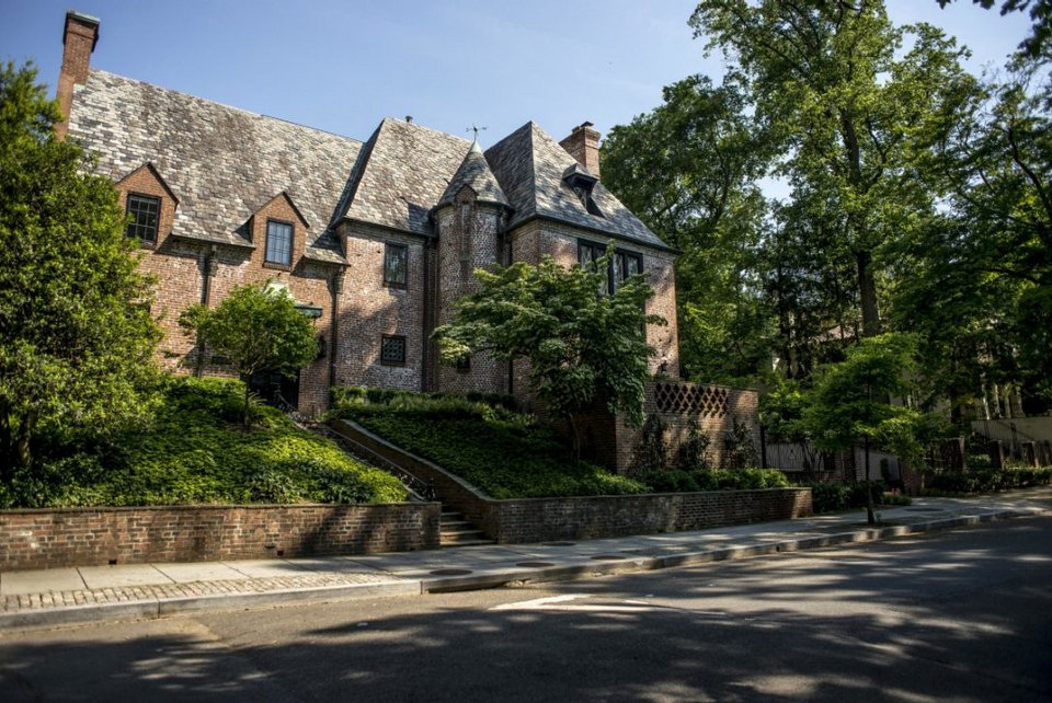 Η Ιβάνκα Τραμπ ανεβάζει φωτογραφίες από το νέο σπίτι της στην Ουάσινγκτον [εικόνες] | iefimerida.gr 14