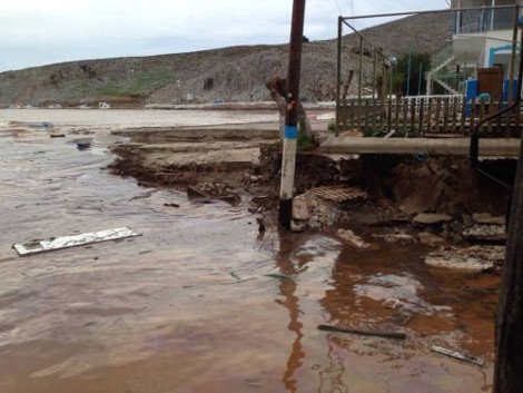 Εικόνες βιβλικής καταστροφής σε Ψέριμο και Κάλυμνο από την κακοκαιρία [εικόνες] | iefimerida.gr 1