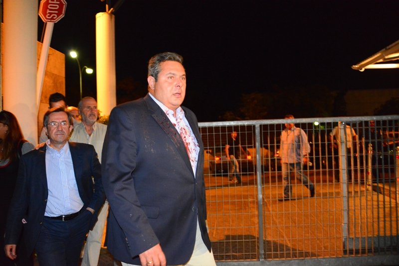 O Πάνος Καμμένος, για τρεις ώρες, κυκλοφορούσε με ματωμένο πουκάμισο -Το αιχμηρό σχόλιο του Αδωνι [εικόνες] | iefimerida.gr 0