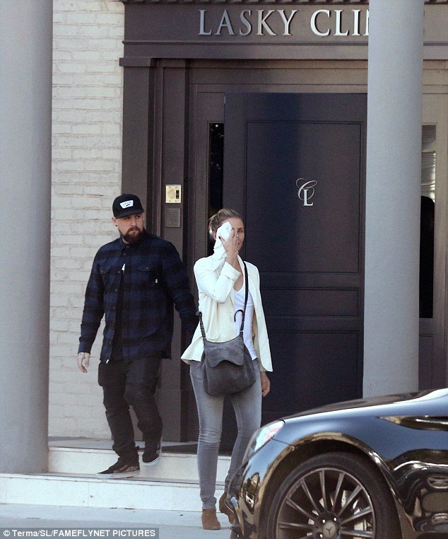 Η Κάμερον Ντίαζ κρύβεται μετά από επίσκεψη στον πλαστικό χειρουργό [εικόνες] | iefimerida.gr 1