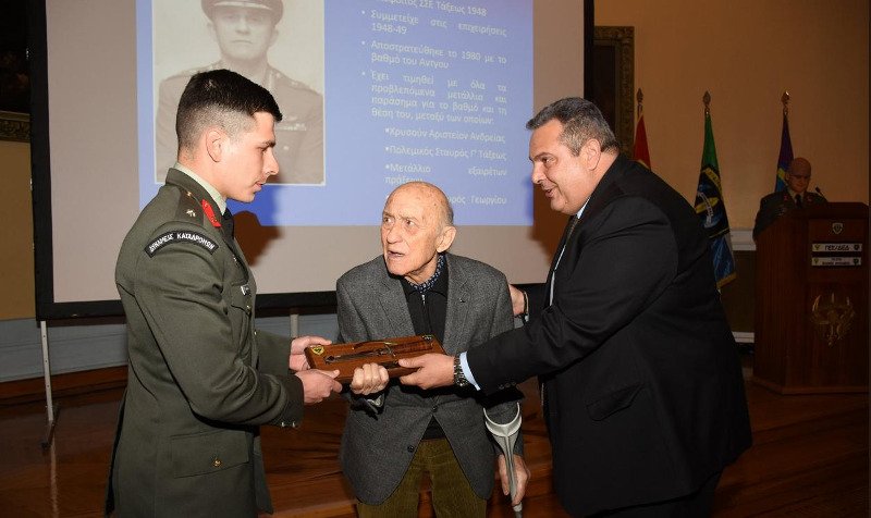Καμμένος σε εκδήλωση των Ειδικών Δυνάμεων: Αν πειράξουν την Ελλάδα θα πολεμήσουμε | iefimerida.gr 0