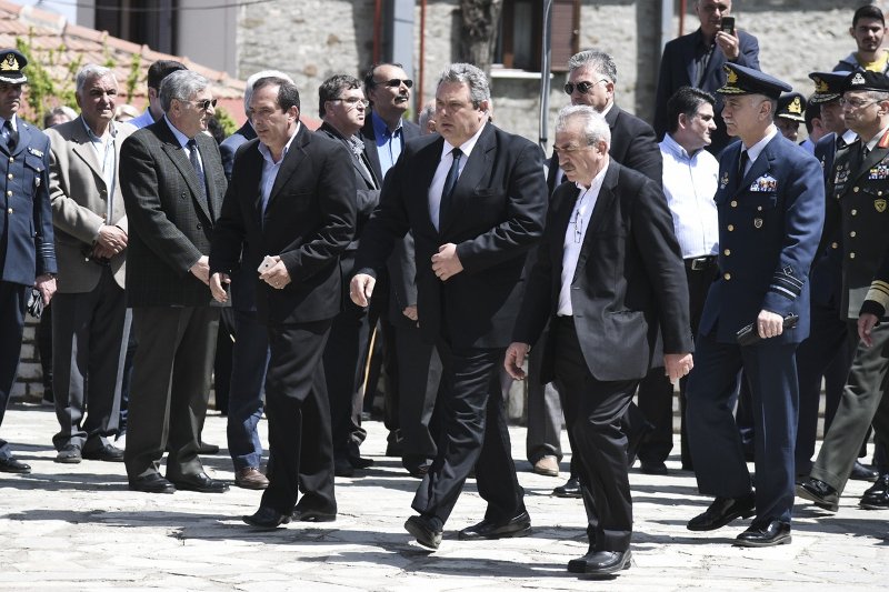 Αθάνατος φώναζαν αποχαιρετώντας τον ήρωα σμηναγό -Το τελευταίο αντίο [εικόνες & βίντεο] | iefimerida.gr 27