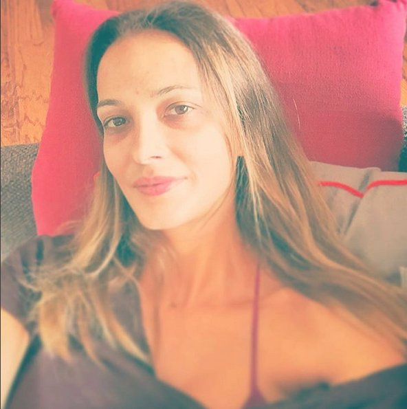 Η Καμηλά «τσαλακώνεται» - Η selfie με τους μαύρους κύκλους και το ταλαιπωρημένο πρόσωπο [εικόνα] | iefimerida.gr 0