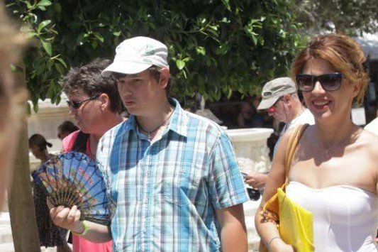 O καύσωνας παρέλυσε την Ελλάδα ως την Κρήτη -Ζορίζονται και οι τουρίστες [εικόνες] | iefimerida.gr 0