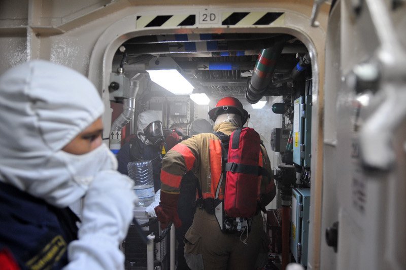 Ο Πάνος Καμμένος σε άσκηση του Πολεμικού Ναυτικού – Προσομοίωση τρομοκρατικής επίθεσης [εικόνες] | iefimerida.gr 3