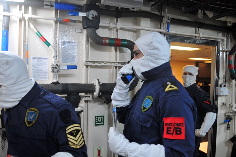 Ο Πάνος Καμμένος σε άσκηση του Πολεμικού Ναυτικού – Προσομοίωση τρομοκρατικής επίθεσης [εικόνες] | iefimerida.gr 2