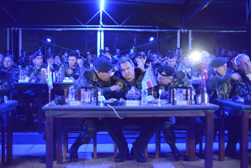 Νυχτερινή Αστραπή 2015: Ο Καμμένος με παραλλαγή σε εντυπωσιακή άσκηση στον Εβρο [εικόνες] | iefimerida.gr 1